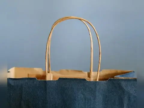 Shopping Bags in Dubai by NearPrint